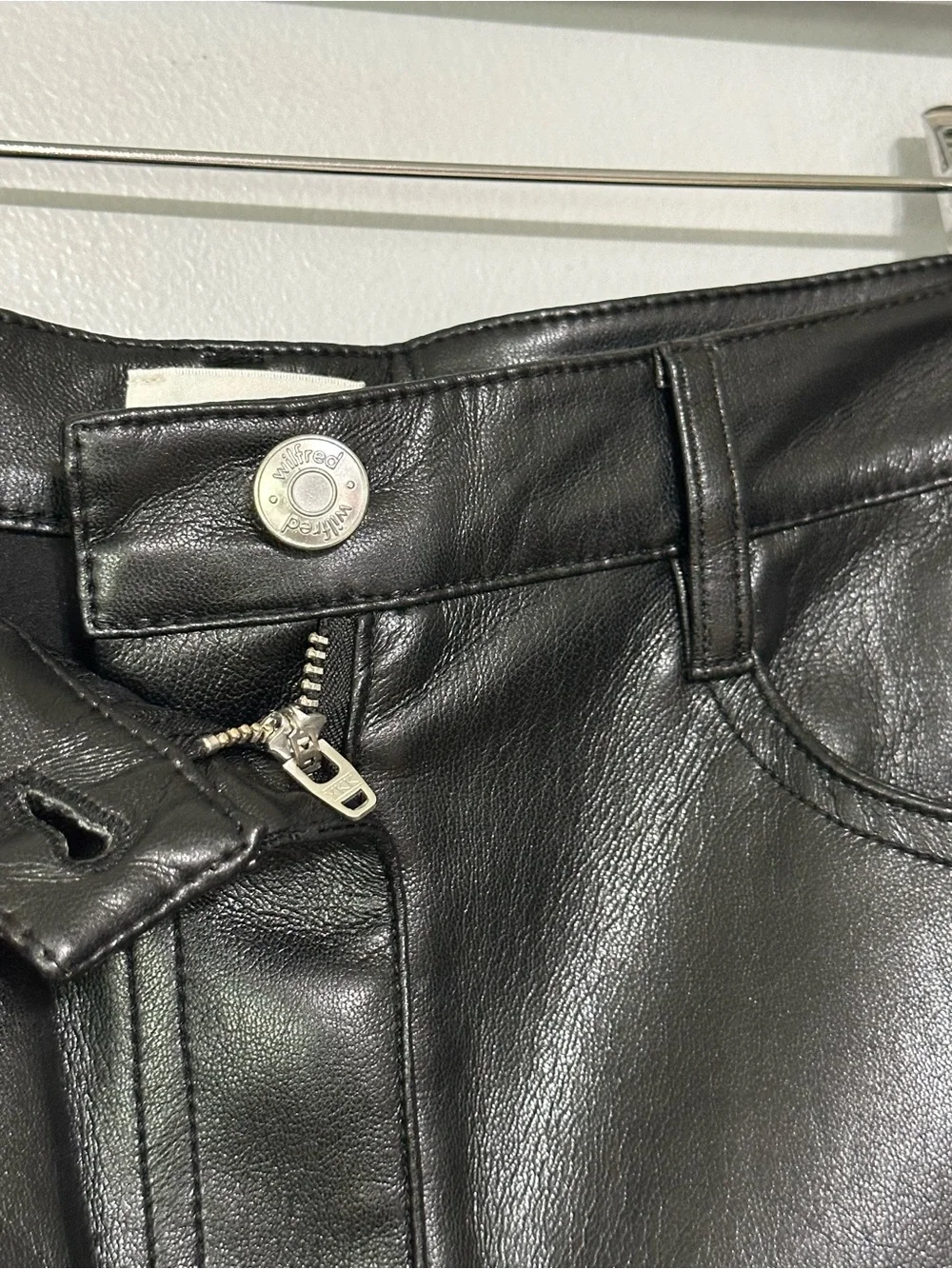 Wilfred Aritzia Women's‎ Size 6 Black The Melina High Waist Vegan Leather Pants